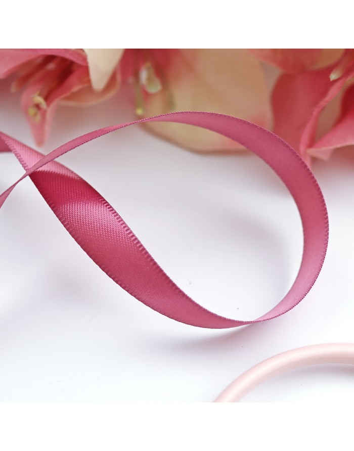 Rosa vintage satin ribbon