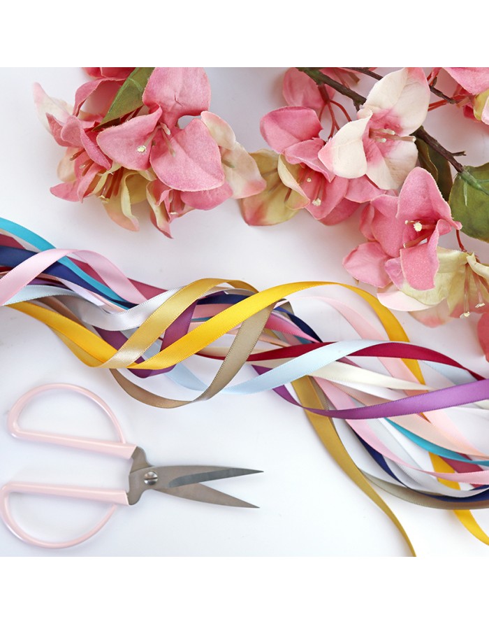 Burdeos satin ribbon Burdeos satin ribbon