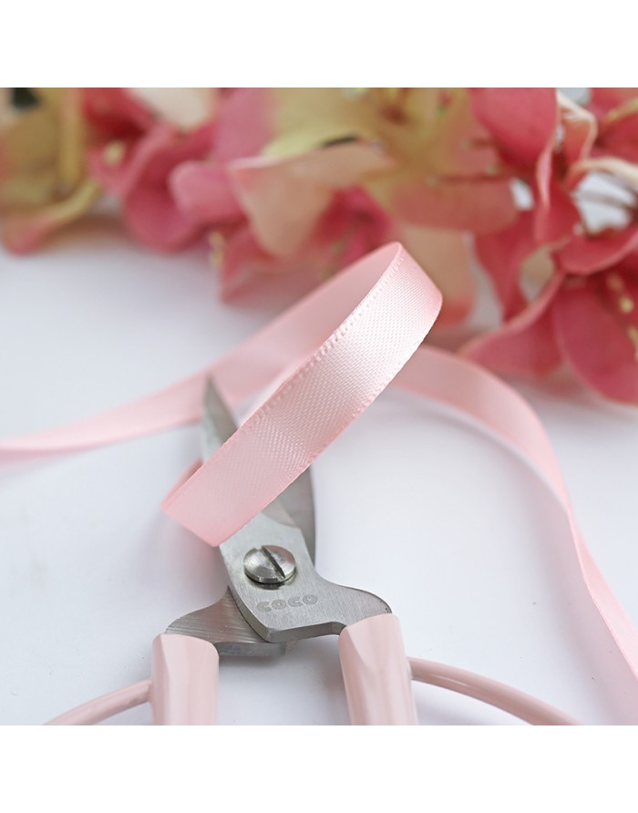 Satin-coloured satin ribbon