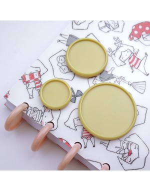 Yellow binding disc