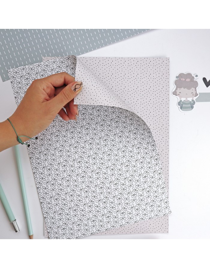 Set of 2 sheets 'Proyecto Mariposa' Set of 2 sheets 'Proyecto Mariposa'