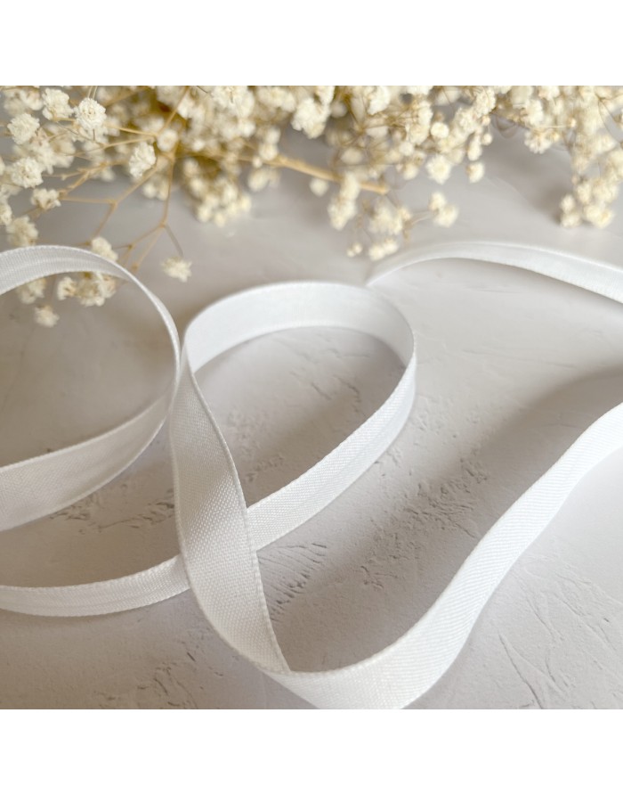 Blanco color linen ribbon