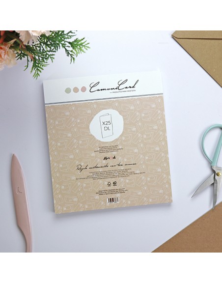 'ComuniCard' DL card pad with cleft