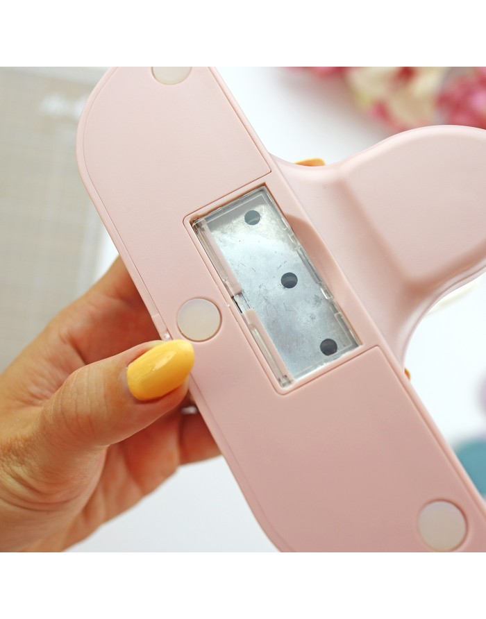 Wire-o punch, Alúa Cid