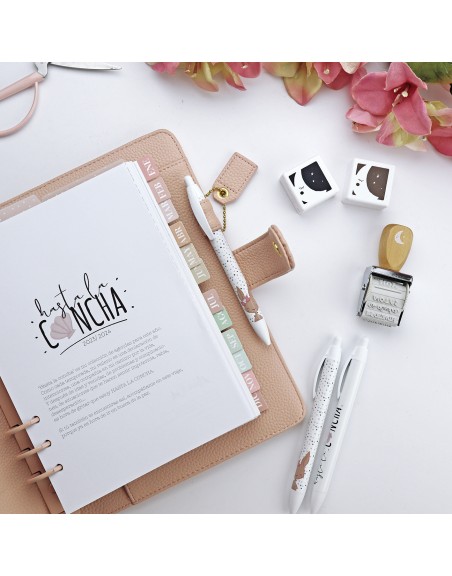 CarrotCake pen | Hasta la concha collection by Alúa Cid