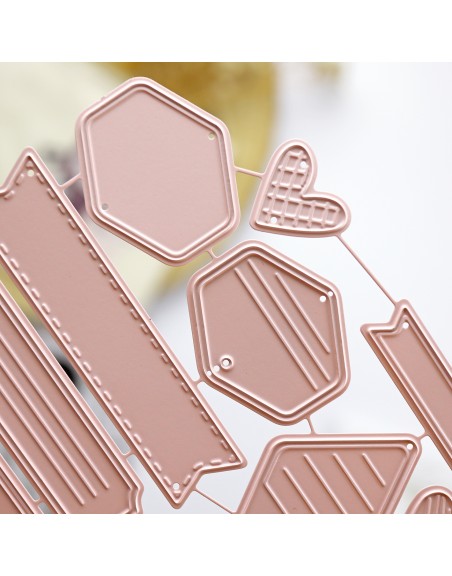 Basic Tags die, Alúa Cid