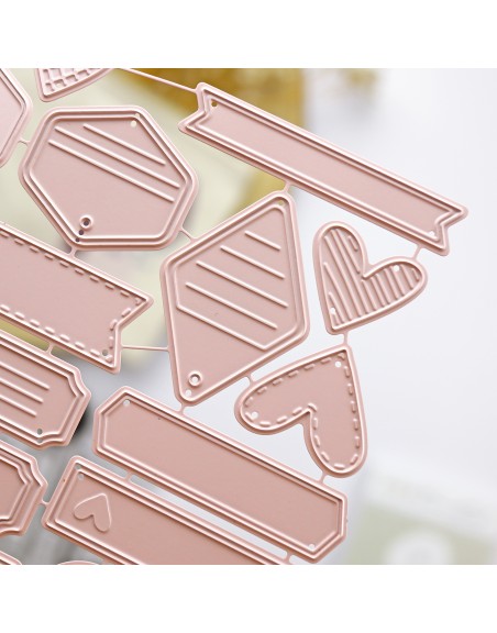 Basic Tags die, Alúa Cid