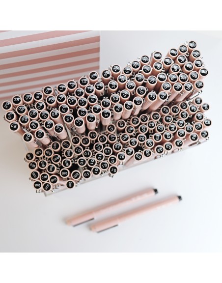 Acrilyc display stand for markers