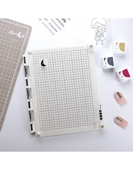 CocoStamp Magnetic stamping platform | Alúa Cid