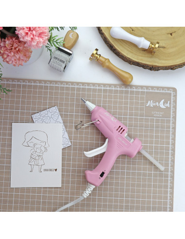 Hot glue gun by Alúa Cid Hot glue gun by Alúa Cid