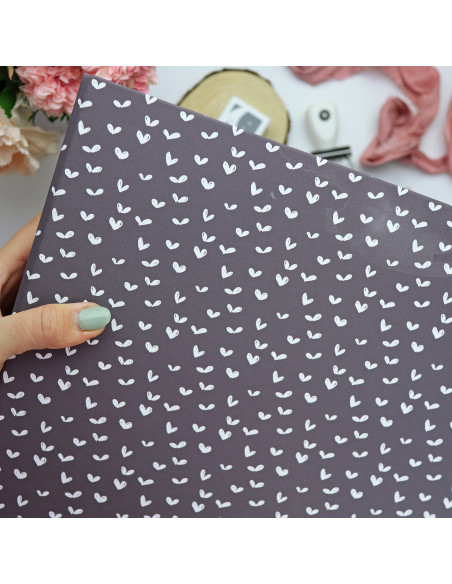 9x12” binder Corazones