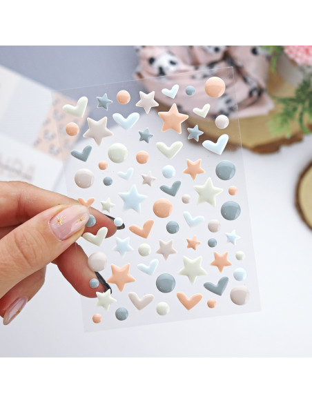 Pequeño panda enamel dots