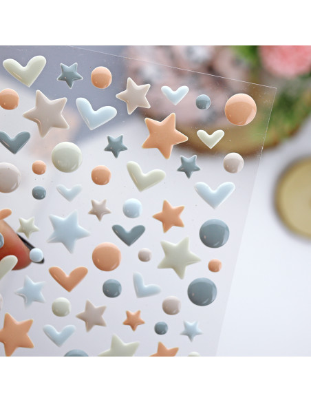 Pequeño panda enamel dots