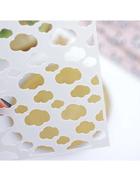 Nubes Panda stencil | Alúa Cid design