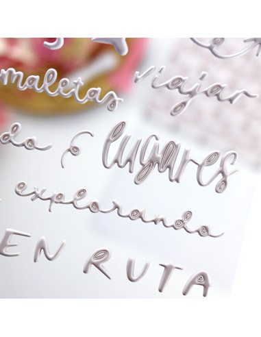 Escapada. White puffy stickers | Rita´s Diary