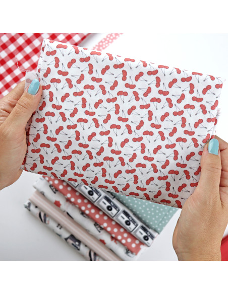 5m Cerezas printed fabric | Destino by Alúa Cid