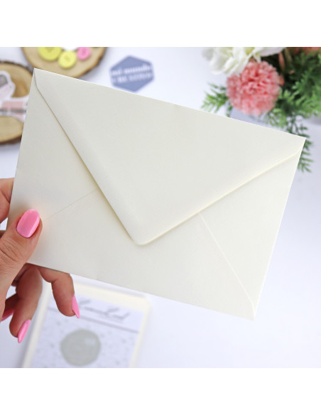 Set of 12 ivory envelopes