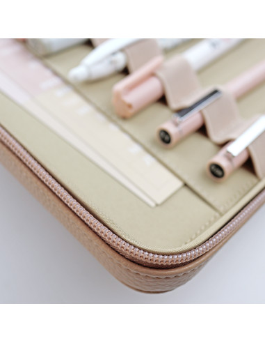 Maquillaje color Case. Stationery... Maquillaje color Case. Stationery...