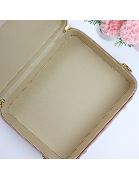 Maquillaje color Case. Stationery accesory