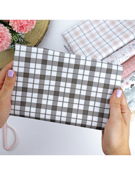 5m Cuadro Antracita printed fabric | Menos es Nada by Alúa Cid