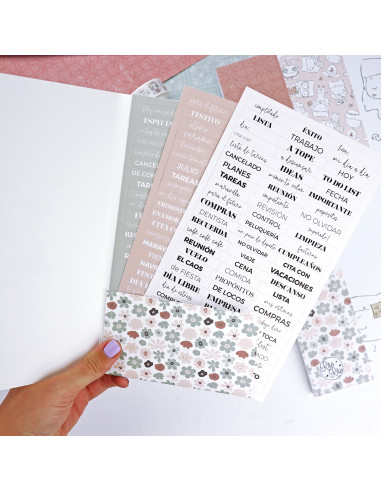 Menos es Nada stickers set