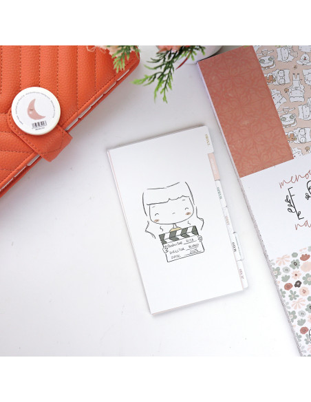 Set of 12 dividers Personal Menos es nada by Alúa Cid