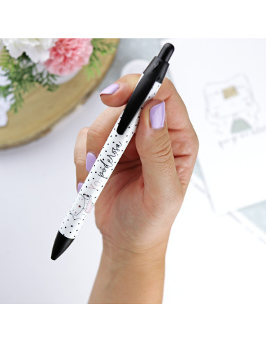 Yo Poderosa pen | Menos es Nada collection by Alúa Cid