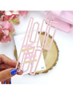 Signpost Ari dies set | Alúa Cid 2