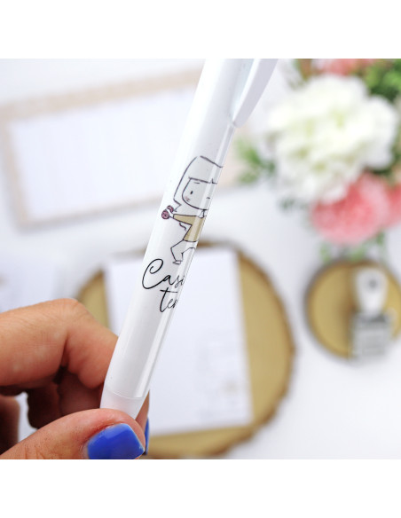 Casi lo tengo pen | Menos es Nada collection