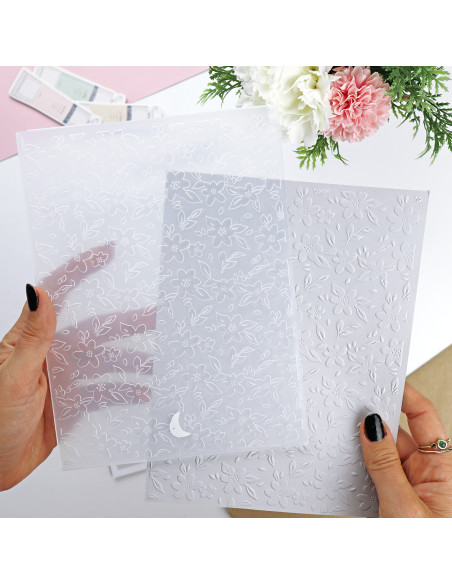 Floral ComuniCard emboss folder | Alúa Cid design