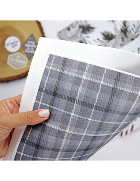 Aberdeen Binding fabric | Mistletoe & Holly collection by Mamen Montero