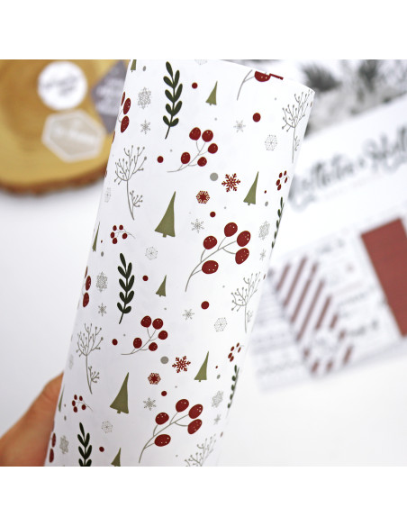 Mi Navidad Perfecta laminated paper | Mistletoe & Holly collection by Mamen Montero