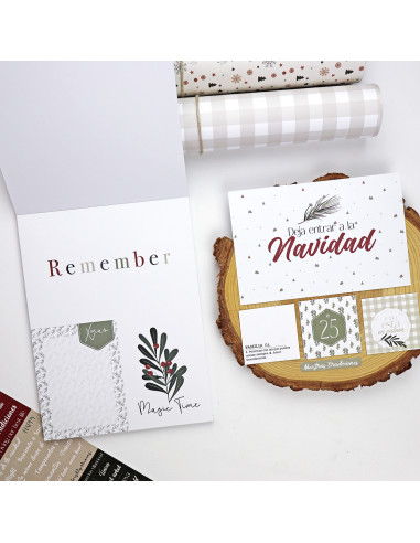 Mistletoe & Holly 6x8" Card and Solid...