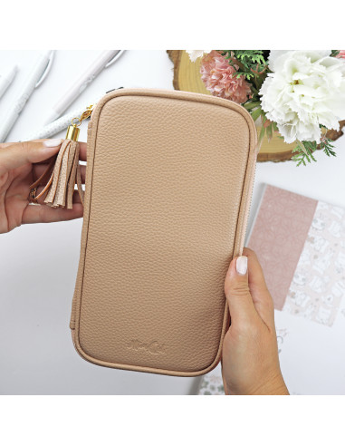 Maquillaje pencil case by Alúa Cid