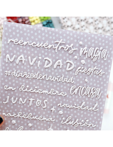 En Diciembre. White puffy stickers | Rita´s Diary
