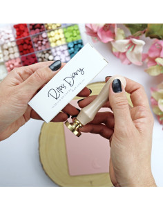 Amo wax seal 2