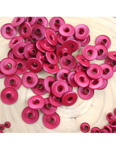 Pack of 500 eyelets in Cereza color
