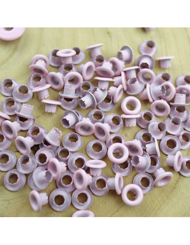 Pack of 500 eyelets in Rosa bebé color