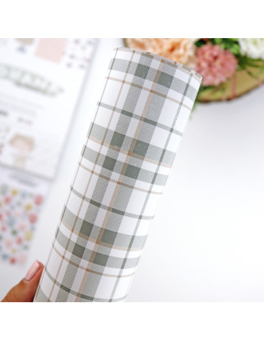 Ohana de fiesta laminated paper sheet of Alúa Cid