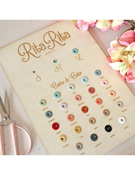 Eyelets collection display