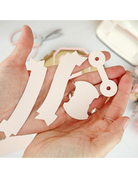 Maxi Tag DL Dies set