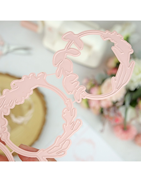 Marcos Florales Dies set