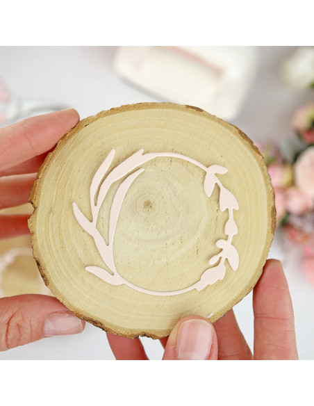 Marcos Florales Dies set