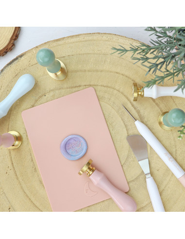 Hecho a mano wax seal | Alúa Cid