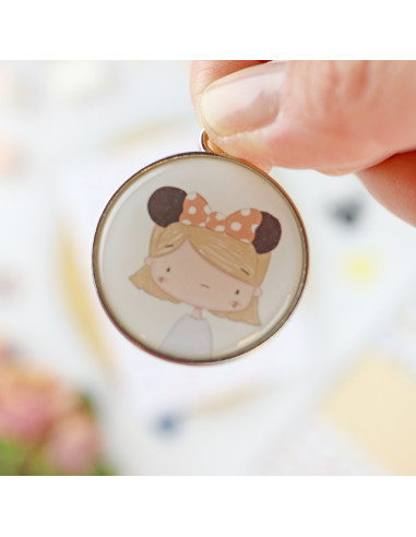 Celia Fantasía metal Charm | Fantasía collection