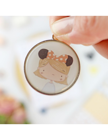 Celia Fantasía metal Charm | Fantasía collection