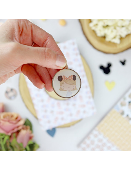 Celia Fantasía metal Charm | Fantasía collection