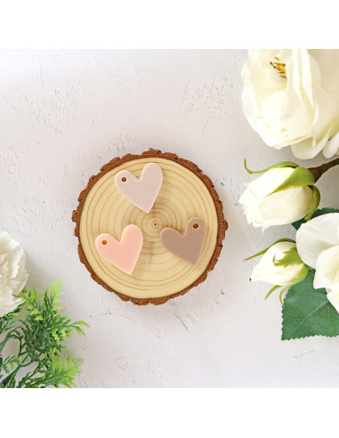 Set of 10 Salmón Dulce acrylic hearts Set of 10 Salmón Dulce acrylic hearts