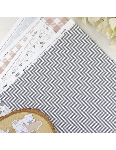 Coco Mademoiselle laminated paper sheet | Sea lo que sea collection by Alúa Cid