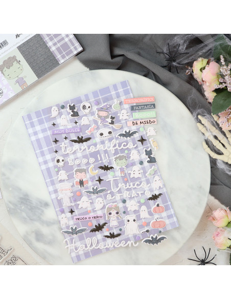 Cute Halloween puffy stickers | Alúa Cid design